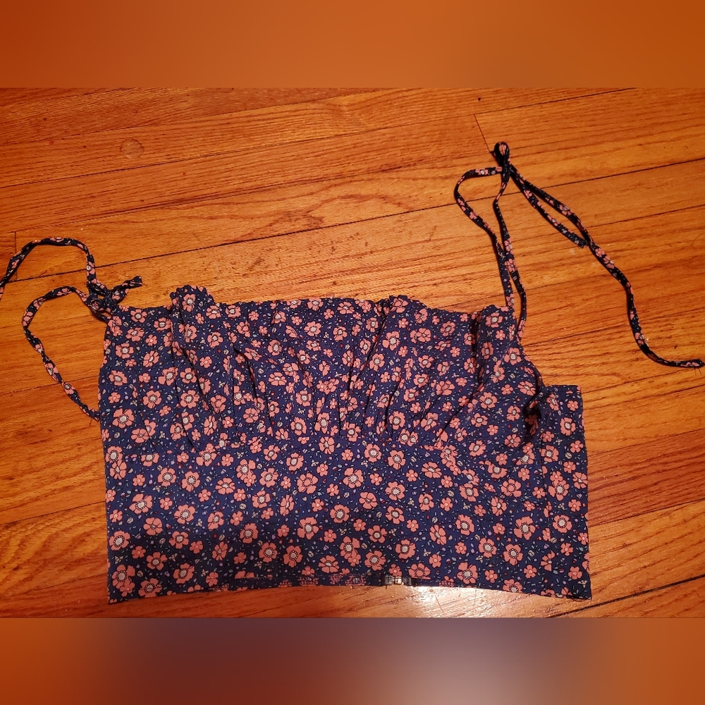 Womens Floral Crop Top